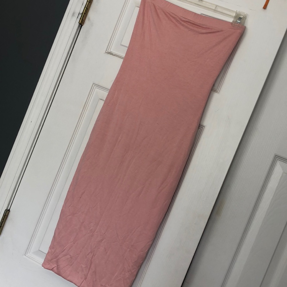 *NWT* Pink, Strapless Dress